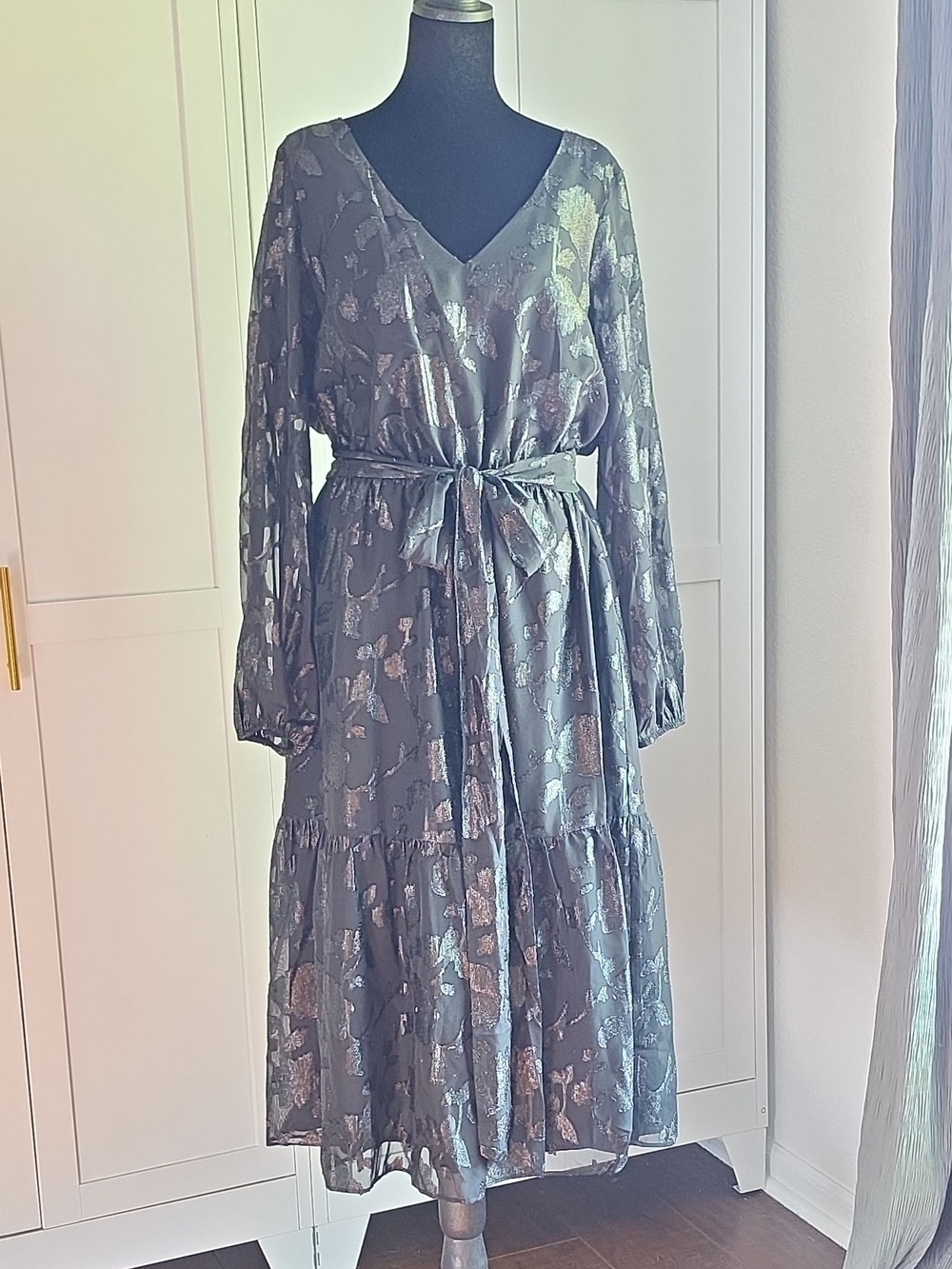 INC International Concepts Slate Blue Metallic Floral V-Neck Midi Dress